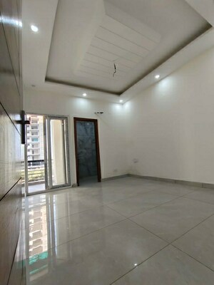 Room in 3 BHK Builder Floor at Ambala Highway – for Sale