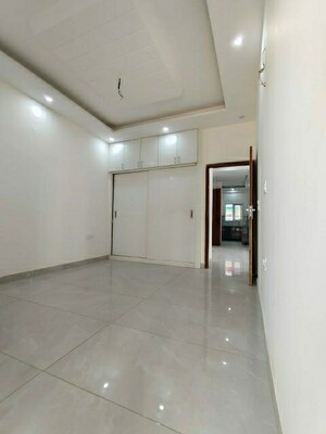 Room in 3 BHK Builder Floor at Ambala Highway – for Sale