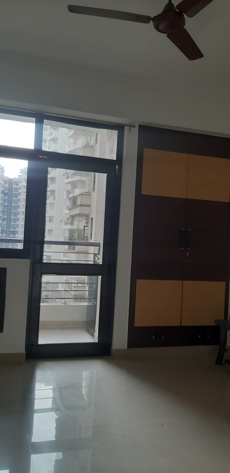 Bedroom, ramprastha-zen-spire 3 Bedroom 1700 Sq.Ft. Apartment In Vaishali Extension Ghaziabad 9094360