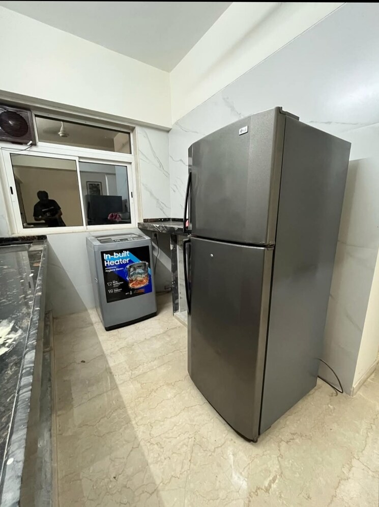 Kitchen/pantry, bandra west 1 Bedroom 600 Sq.Ft. Apartment In Bandra West Mumbai 9094106