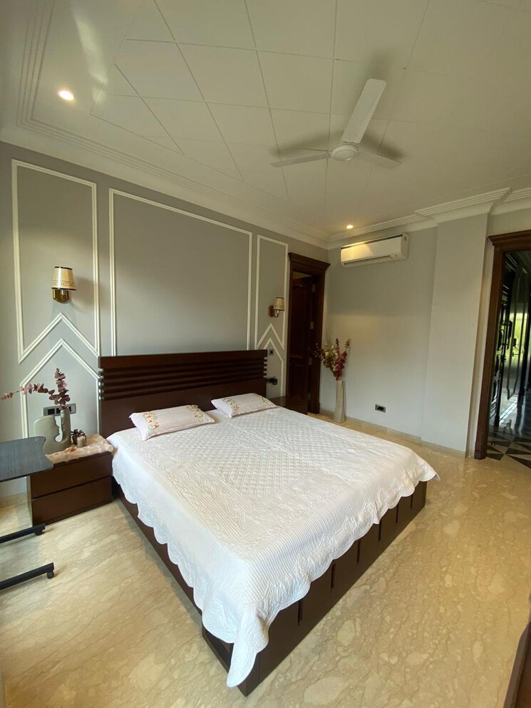Bedroom, sector 25 3 Bedroom 215 Sq.Ft. Builder Floor In Sector 25 Gurgaon 9094427