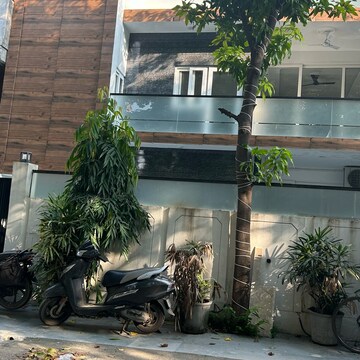 5 BHK Independent House For Sale in Sector 15a