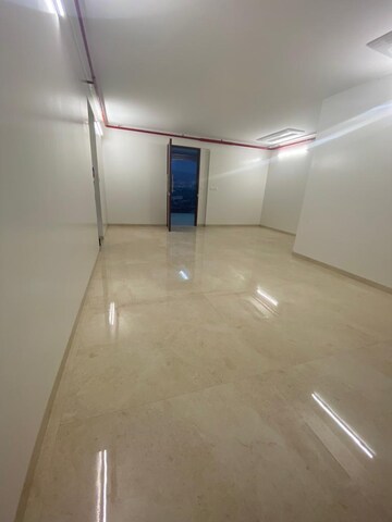 Room in 4 BHK Apartment at Dosti Eastern Bay, Wadala – for Sale