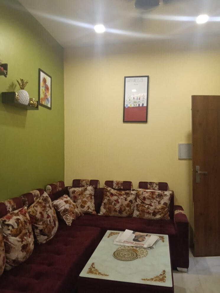 Bedroom, pir machalla 3 Bedroom 1100 Sq.Ft. Builder Floor In Pir Machalla Zirakpur 9094492