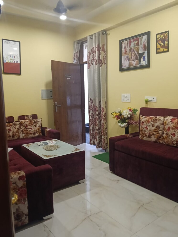 Bedroom, pir machalla 3 Bedroom 1100 Sq.Ft. Builder Floor In Pir Machalla Zirakpur 9094492