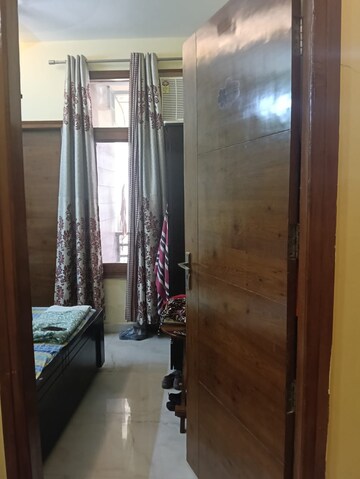 Building Lobby in 3 BHK Builder Floor at Pir Machalla – for Sale