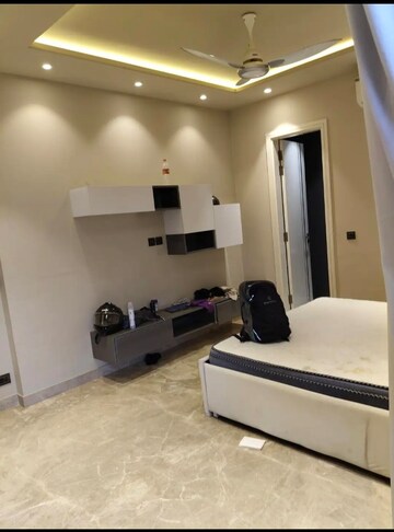 Bedroom in 2 BHK Apartment at Saket – for Rent