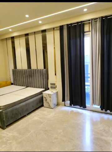 Bedroom in 2 BHK Apartment at Saket – for Rent