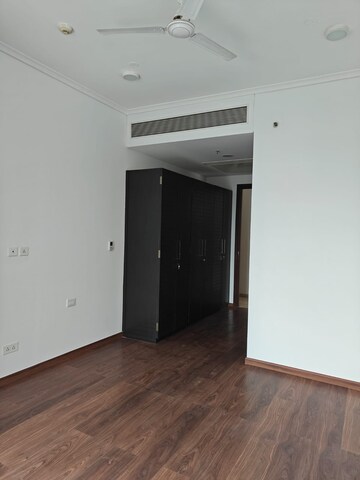 Room in 3 BHK Apartment at Bombay Realty Island City Center, Wadala – for Rent