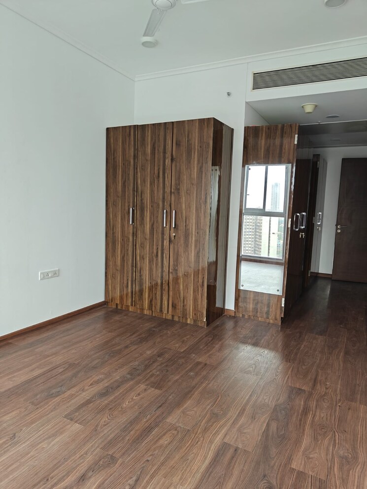 Room, bombay-realty-island-city-center 3 Bedroom 2700 Sq.Ft. Apartment In Wadala Mumbai 9094586