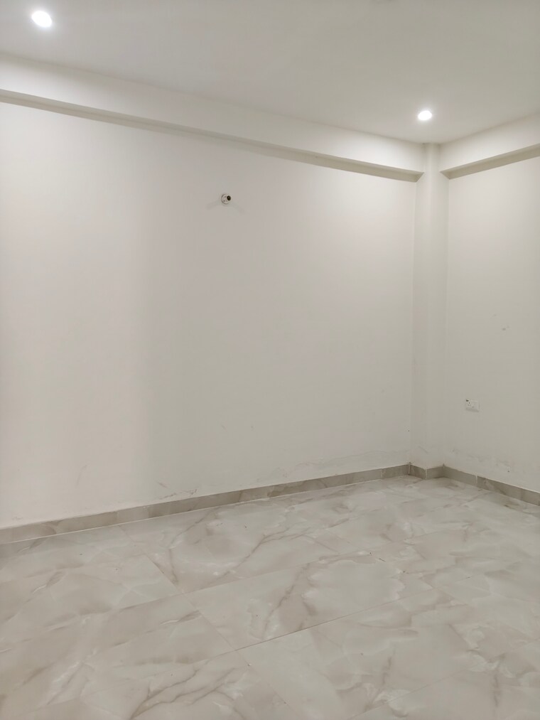 Room, khodna kalan 3 Bedroom 1585 Sq.Ft. Villa In Khodna Kalan Greater Noida 9094596