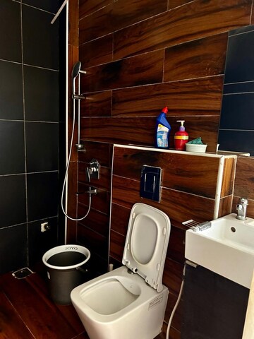 Furnished Amenities in 5 BHK Independent House at BDR Towers Begumpet, Begumpet – for Rent