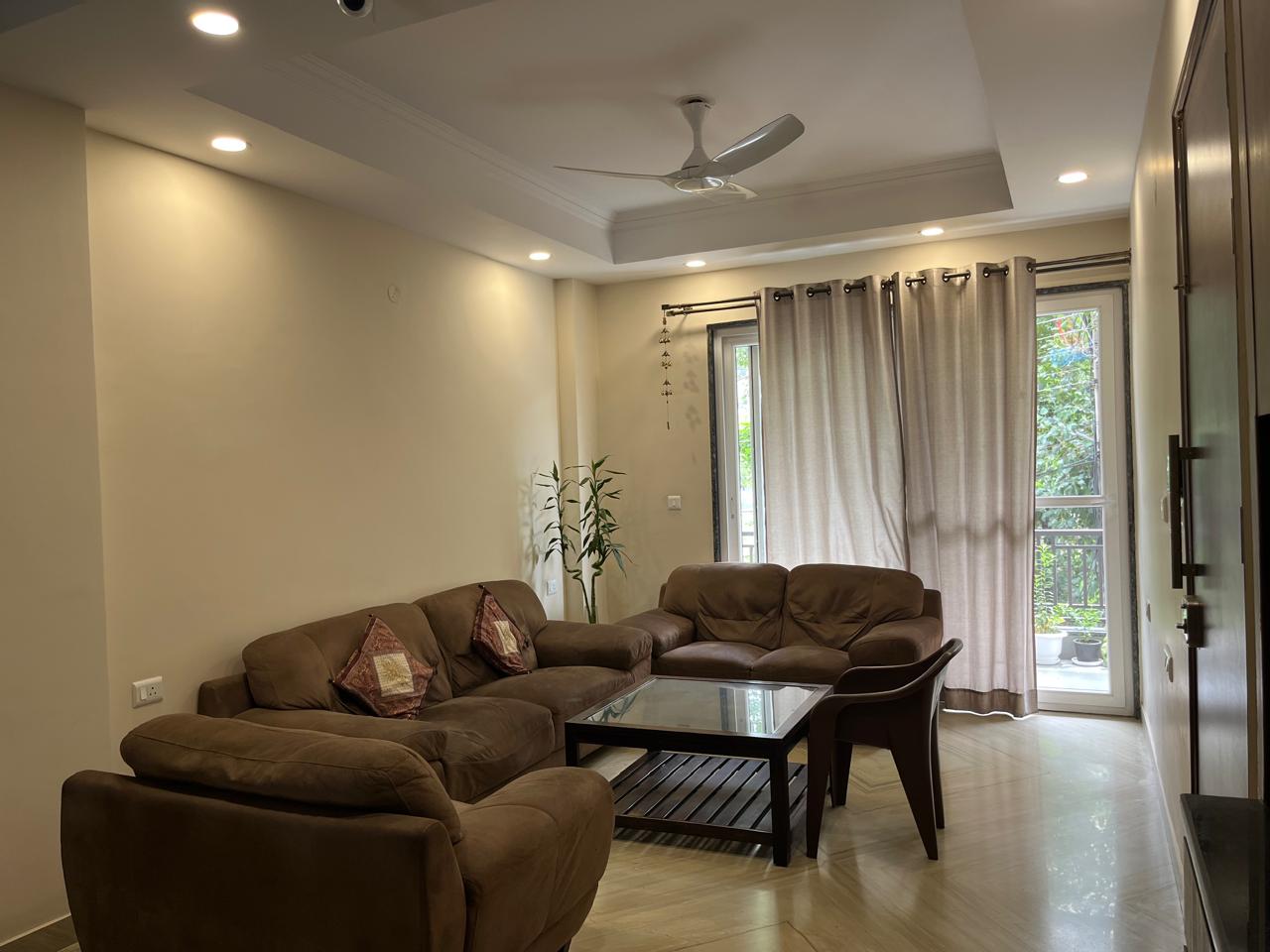 2 BHK + Pooja Room Builder Floor For Rent in Sector 43