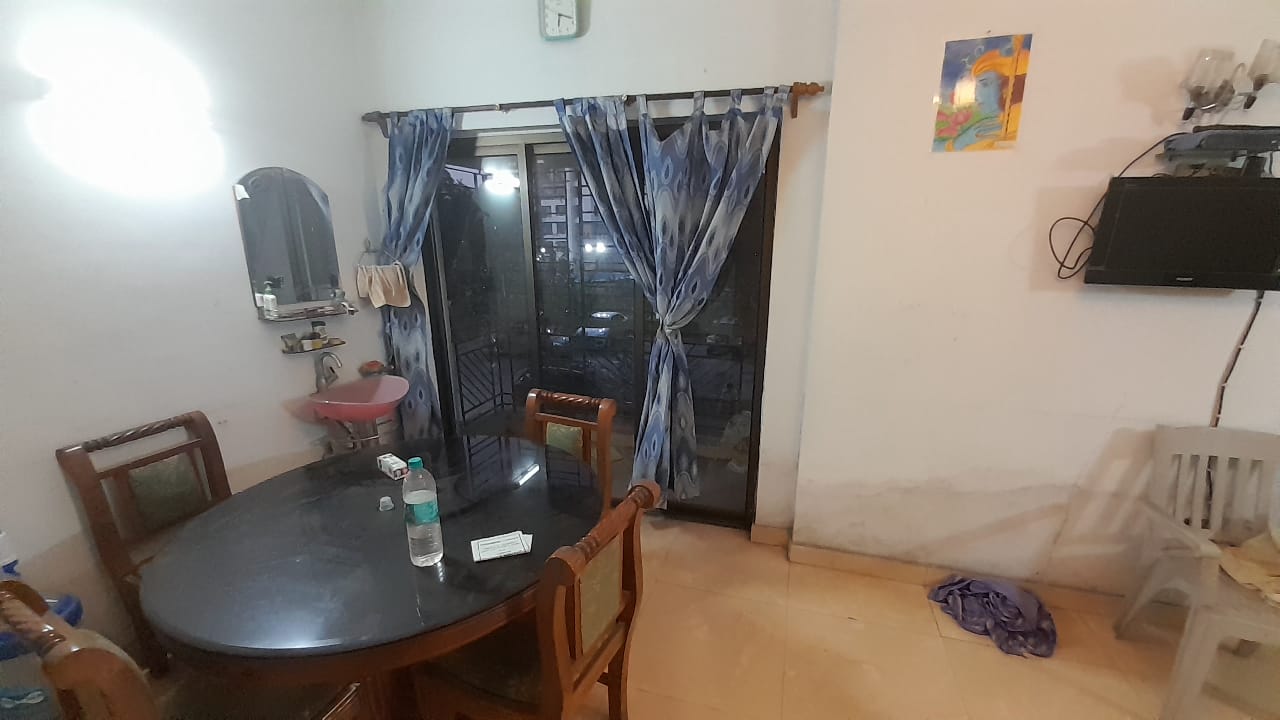 2 BHK Apartment For Sale in Diamond City West