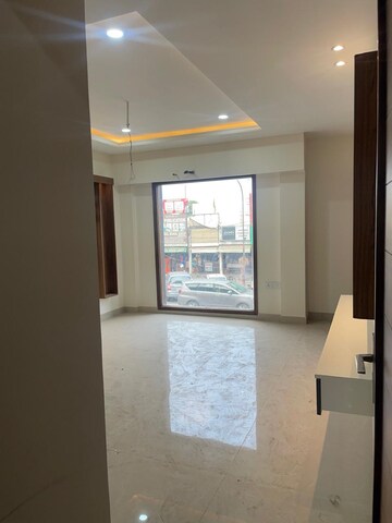 Room in 3 BHK Builder Floor at Sector 2 – for Sale