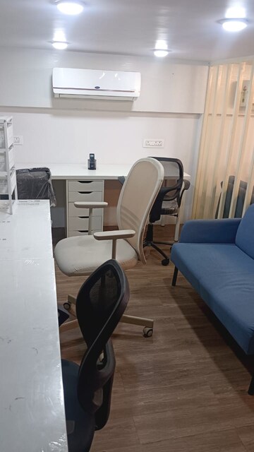 Team Area in  Office Space at Laxmi Plaza Andheri, Andheri West – for Rent