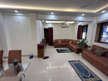 2 BHK Apartment For Rent in Bandra West