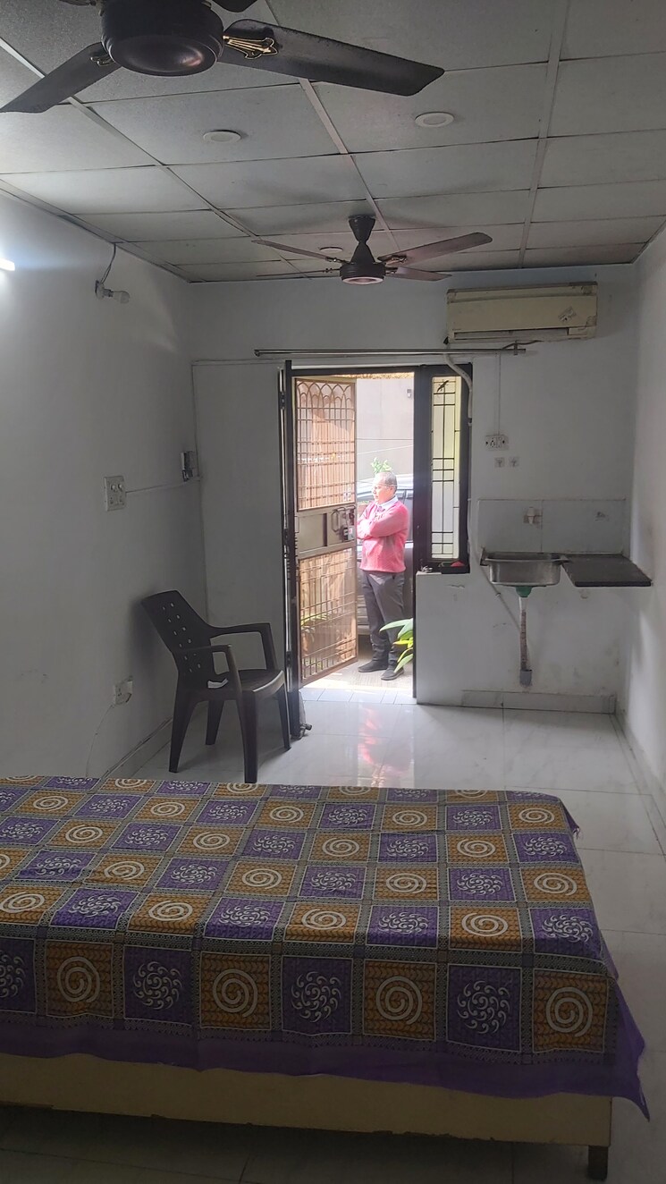 Bedroom, mayur vihar 1 RK 220 Sq.Ft. Apartment In Mayur Vihar Delhi 9094685