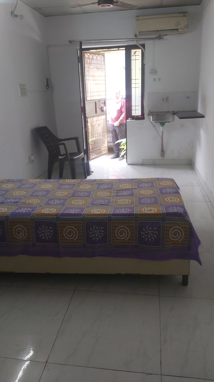 Bedroom, mayur vihar 1 RK 220 Sq.Ft. Apartment In Mayur Vihar Delhi 9094685