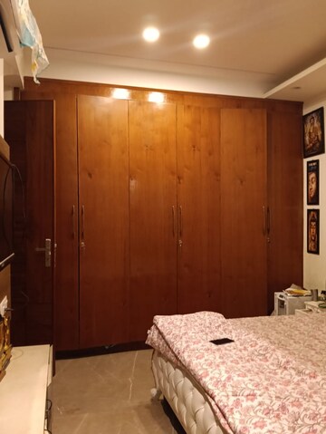 Bedroom in 3 BHK Builder Floor at Sector 8 – for Sale