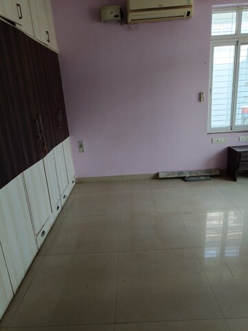 Room in 5 BHK Independent House at Safilguda – for Sale