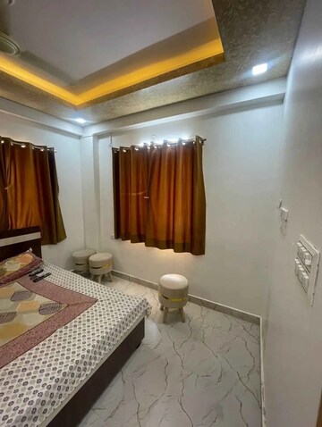 Living Room in 2 BHK Apartment at Andheri West – for Rent