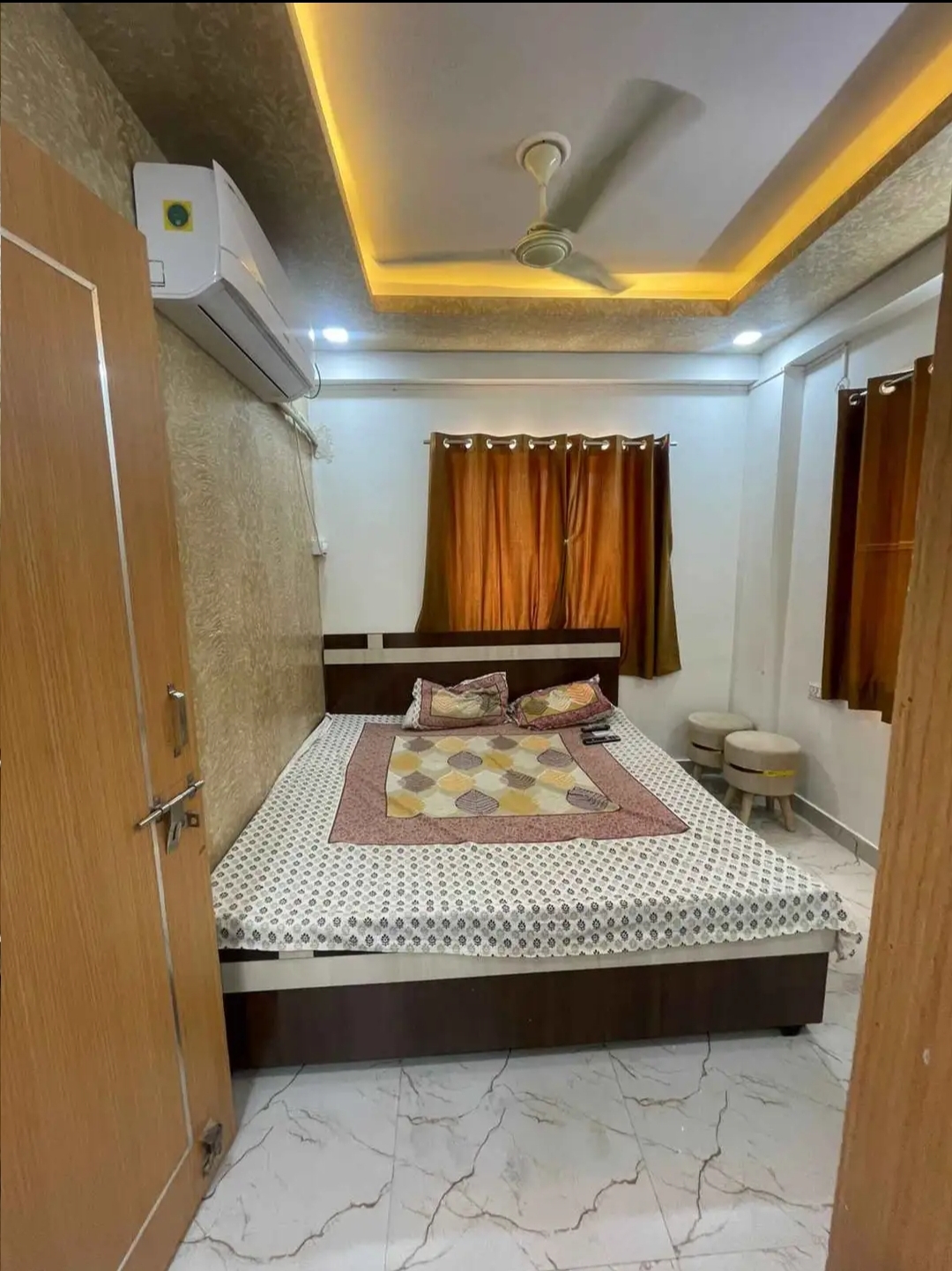 2 BHK Apartment For Rent in Andheri West