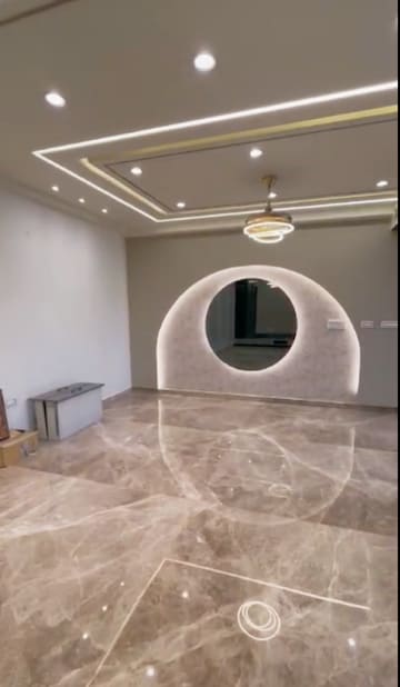 Bathroom in 4 BHK Builder Floor at Rohini Sector 8 – for Sale