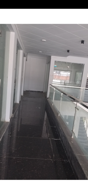  Shop For Sale in Aimnabad
