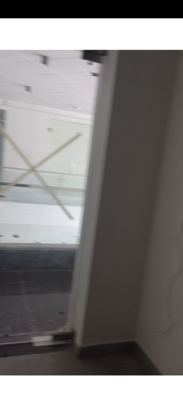 Staircase in  Shop at Aimnabad – for Sale