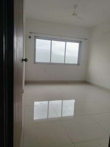 Room in 2 BHK Apartment at Godrej City, Poyanje – for Rent