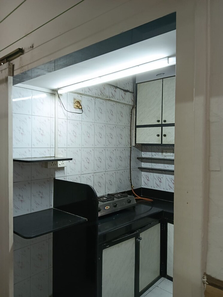 Kitchen, himgiri-lokupvan-phase-ii-chs-ltd 2 Bedroom 585 Sq.Ft. Apartment In Vasant Vihar Thane 9094726