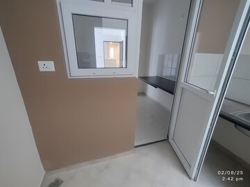 Room in 2.5 BHK Apartment at Provident Capella, Whitefield – for Sale
