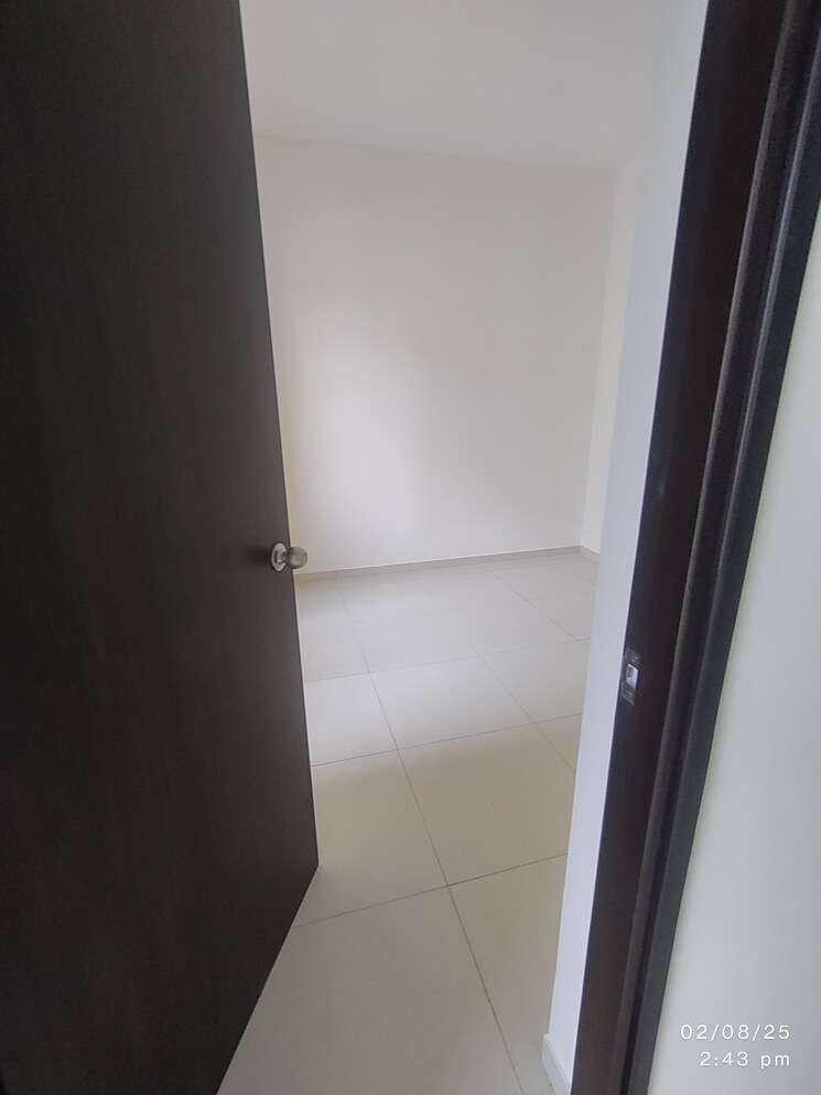 Bathroom, provident-capella 2.5 Bedroom 1135 Sq.Ft. Apartment In Whitefield Bangalore 9094719