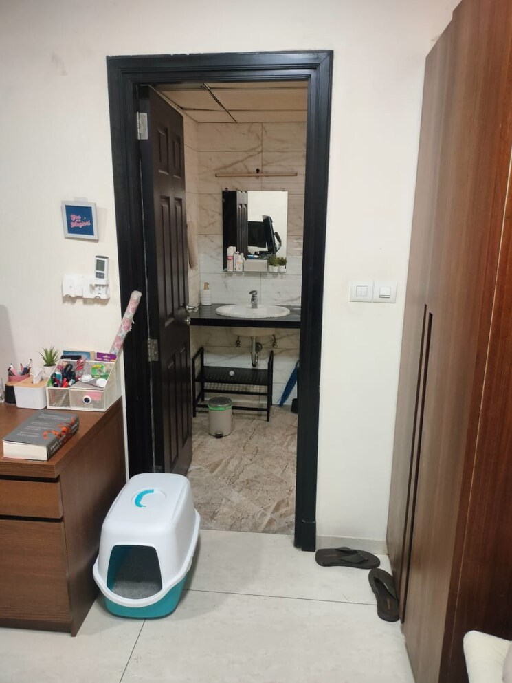 Bathroom, sobha-morzaria-grandeur 3 Bedroom 2251 Sq.Ft. Apartment In Bannerghatta Road Bangalore 9094720