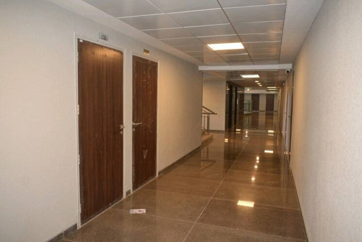 Room, shyamal Commercial Office Space 1665 Sq.Ft. In Shyamal Ahmedabad 9094736