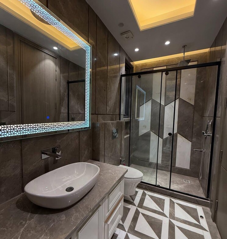 Bathroom, greater kailash i 4 Bedroom 2700 Sq.Ft. Builder Floor In Greater Kailash I Delhi 9094775