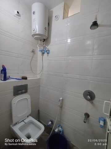 Bathroom in 2 BHK Builder Floor at Dwarka Mor – for Rent
