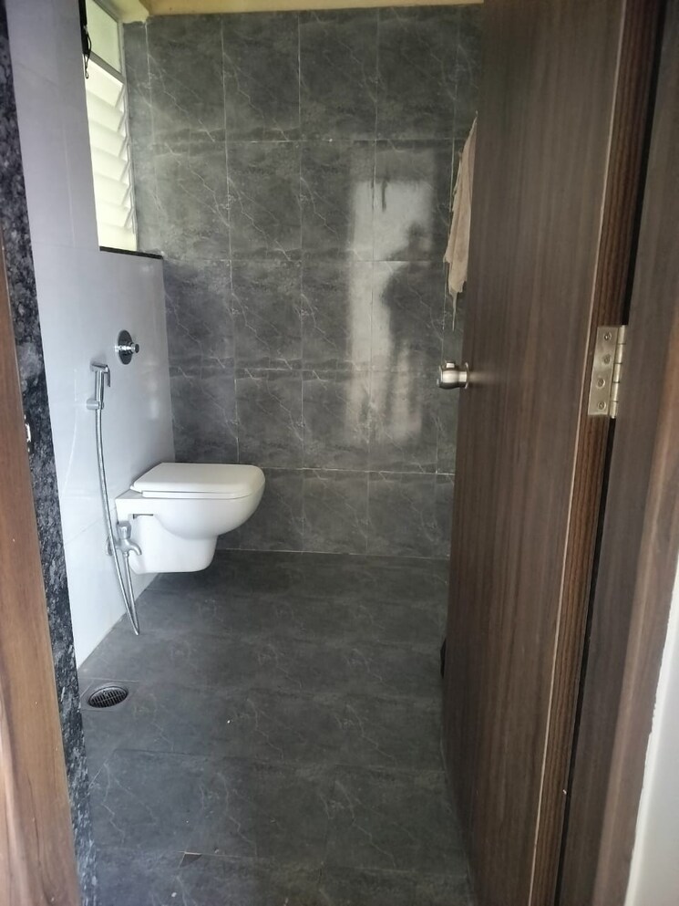 Bathroom, majestique-mrugavarsha 2 Bedroom 1000 Sq.Ft. Apartment In Dhayari Pune 9094794