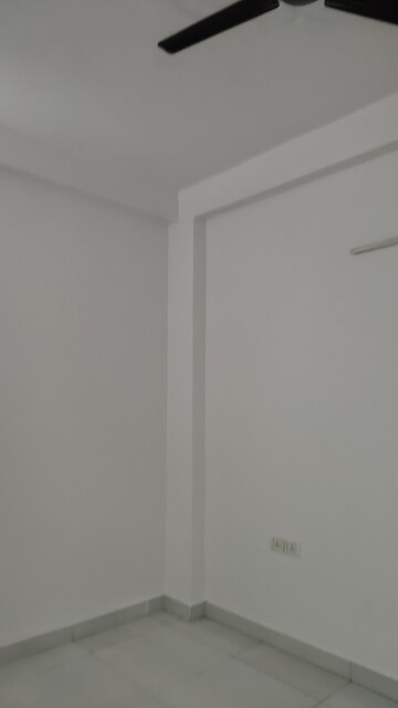Furnished Amenities in 2 BHK Apartment at Shri Laxmi Celebration Residency, Vasundhara Sector 2b – for Rent
