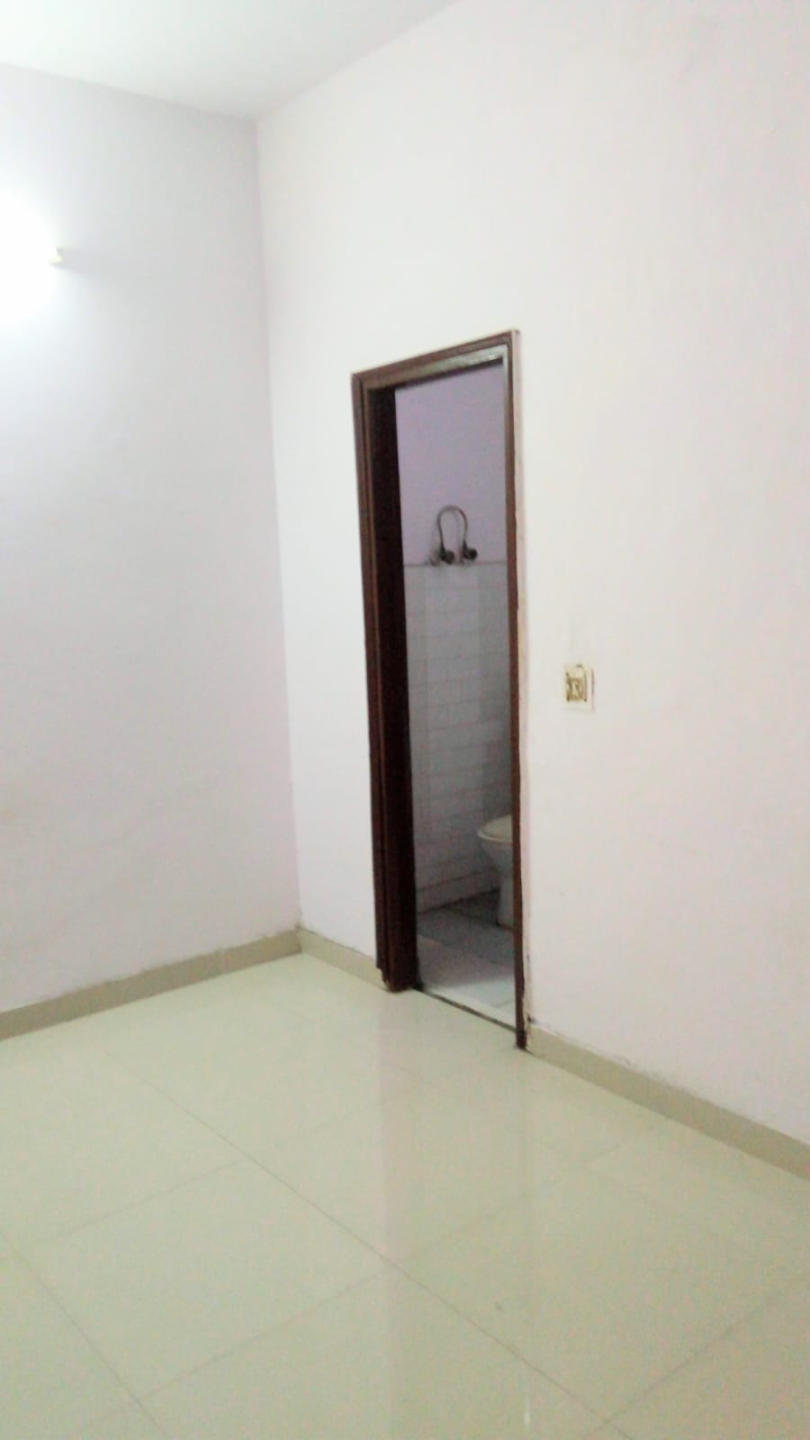 2 BHK Independent House For Rent in Sector 27