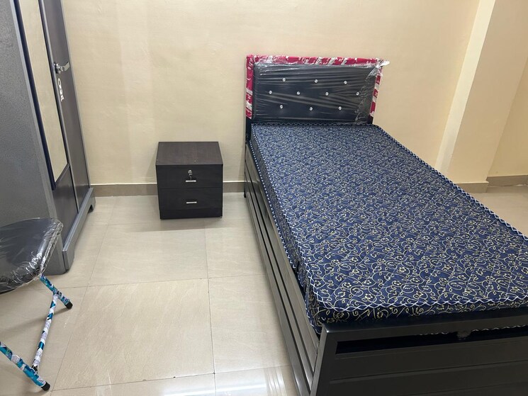 Bedroom, powai Pg For Boys & Girls In Powai 9094831