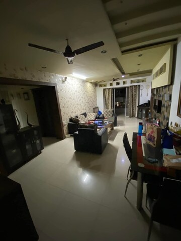 Living Room in 2 BHK Apartment at Andheri West – for Rent