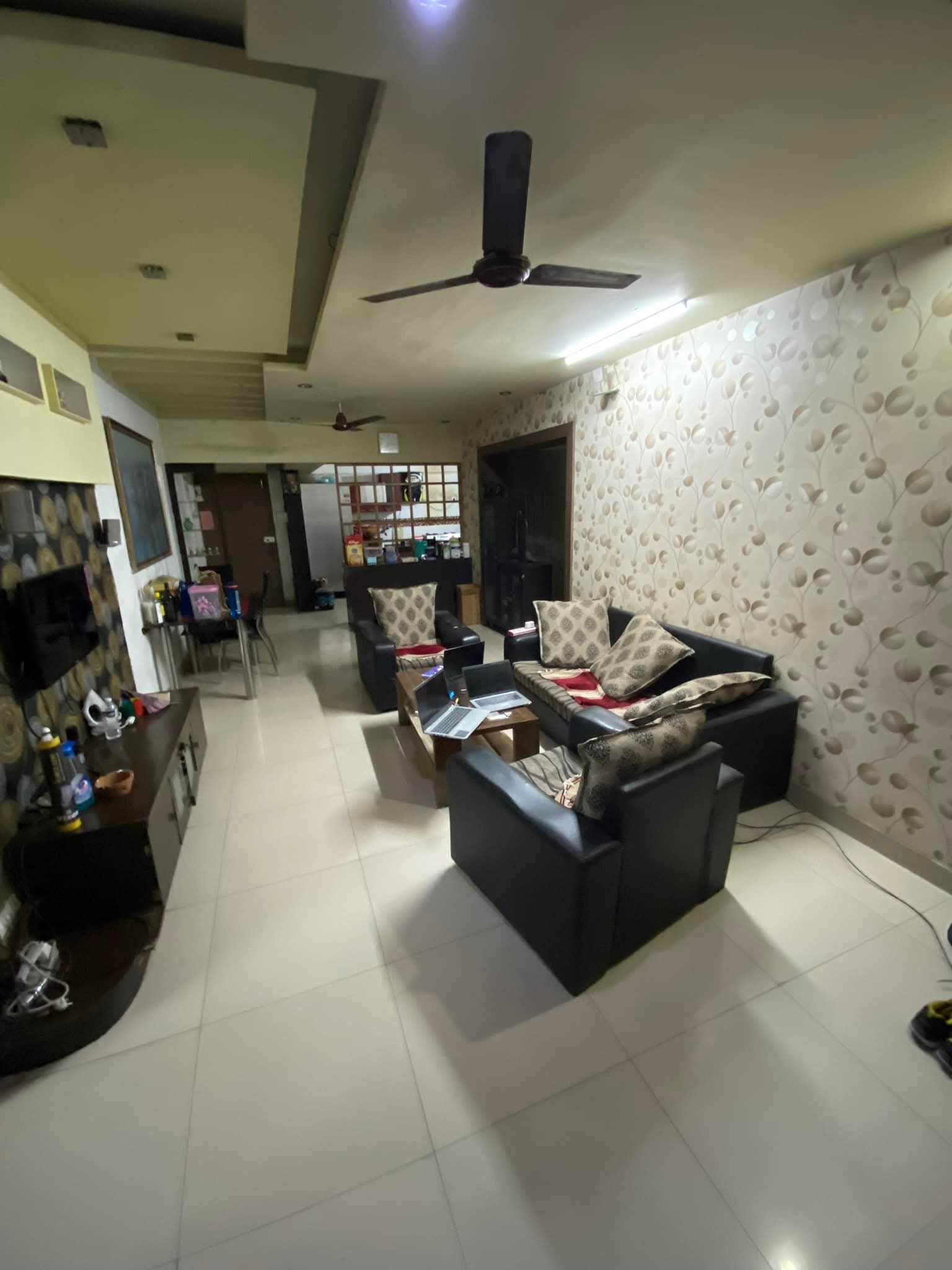 2 BHK Apartment For Rent in Andheri West