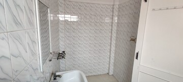 Bathroom in 1 RK Independent House at RWA Apartments Sector 19, Sector 19 – for Rent