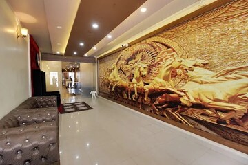  Showroom – Exterior View View at Taramandal - for Rent