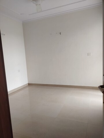2 BHK Apartment For Rent in Dhoot Time Residency, Sector 63