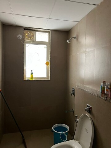 Attached Bathroom in 3 BHK Apartment at Andheri West – for Rent