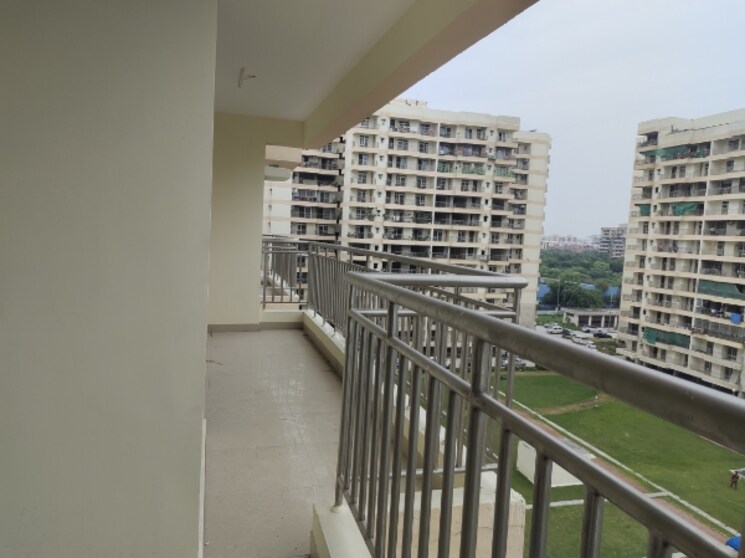 Balcony, sector 19b dwarka 3 Bedroom 1900 Sq.Ft. Apartment In Sector 19b Dwarka Delhi 9095057