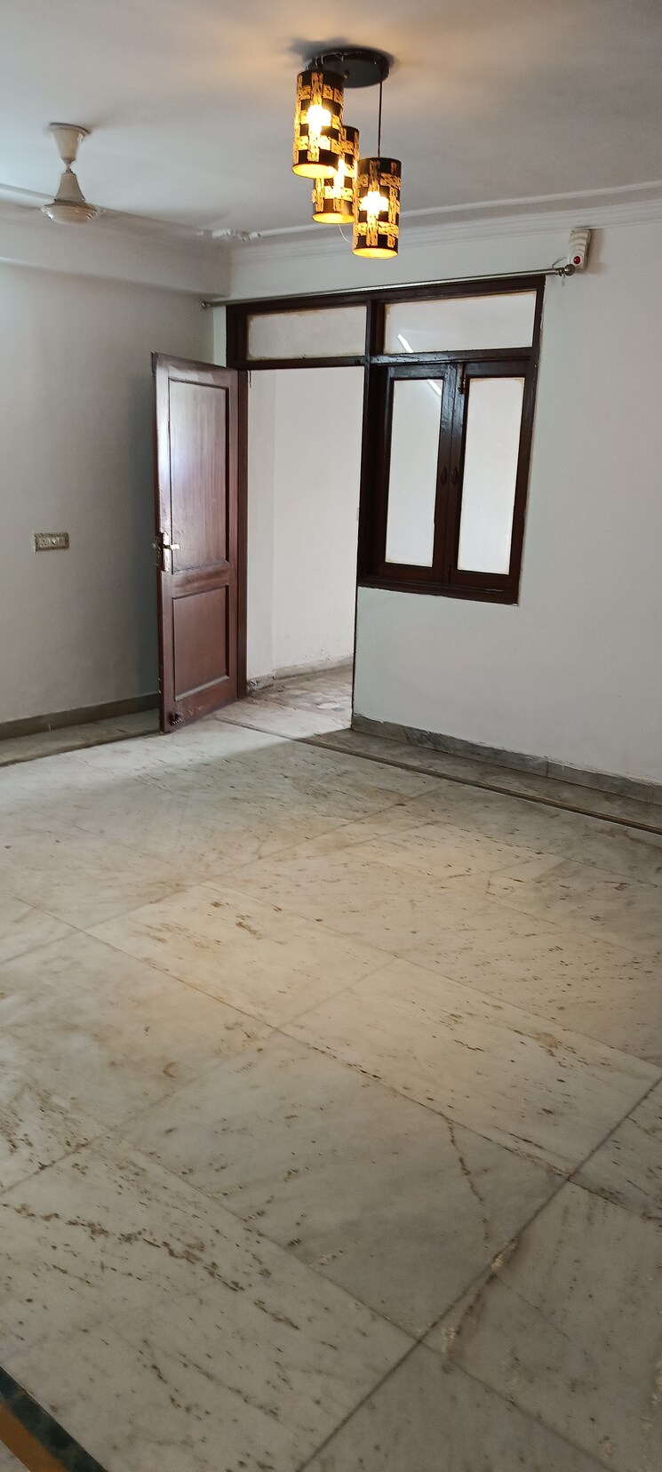 Room, saket 2 Bedroom 1500 Sq.Ft. Builder Floor In Saket Delhi 9095110
